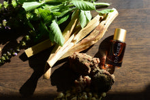 CHANDRA - Natural Botanical Perfume - The Lunar Spell - Jasmine. Tulsi. Palo Santo. Myrrh