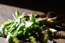 CHANDRA - Natural Botanical Perfume - The Lunar Spell - Jasmine. Tulsi. Palo Santo. Myrrh