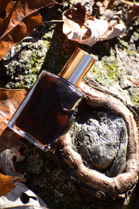 HEIRLOOM OAK - Natural Botanical Perfume - Memoirs Armoire