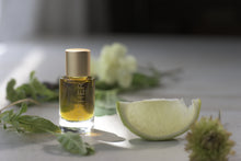 SAMARA - Natural Botanical Perfume - The Unfurling of Spring