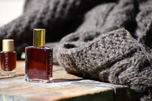 SWEATER STORIES | Natural Botanical Perfume - Autumnal Immersion