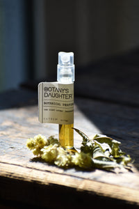 BOTANY'S DAUGHTER - Natural Botanical Perfume - The Plant Lovers' Fragrance