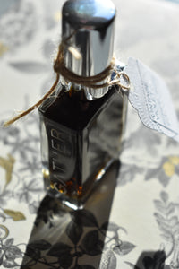 VINTAGE VIOLET - Natural Botanical Perfume - Mysterious Ways . Green Chypre