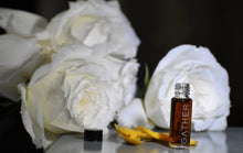 Noude - fruity floral oud, natural perfume by Gather